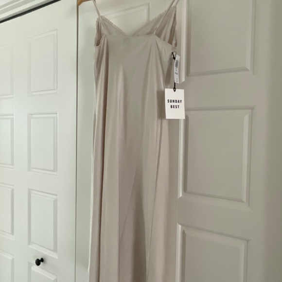 Aritzia Rae satin dress size small matte pearl - Picture 5 of 10